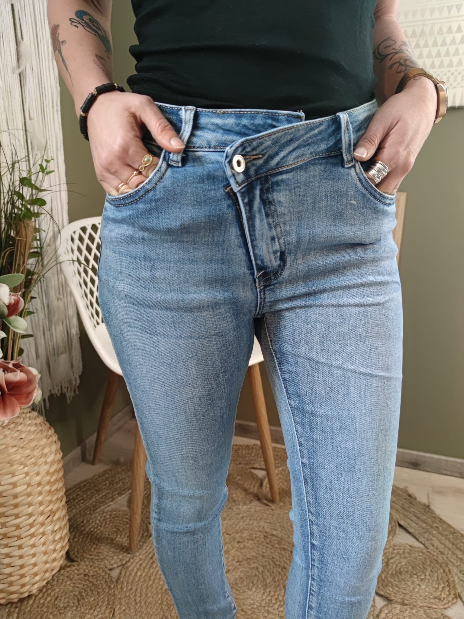 Jeans à braguette asymétrique : 34 au 42