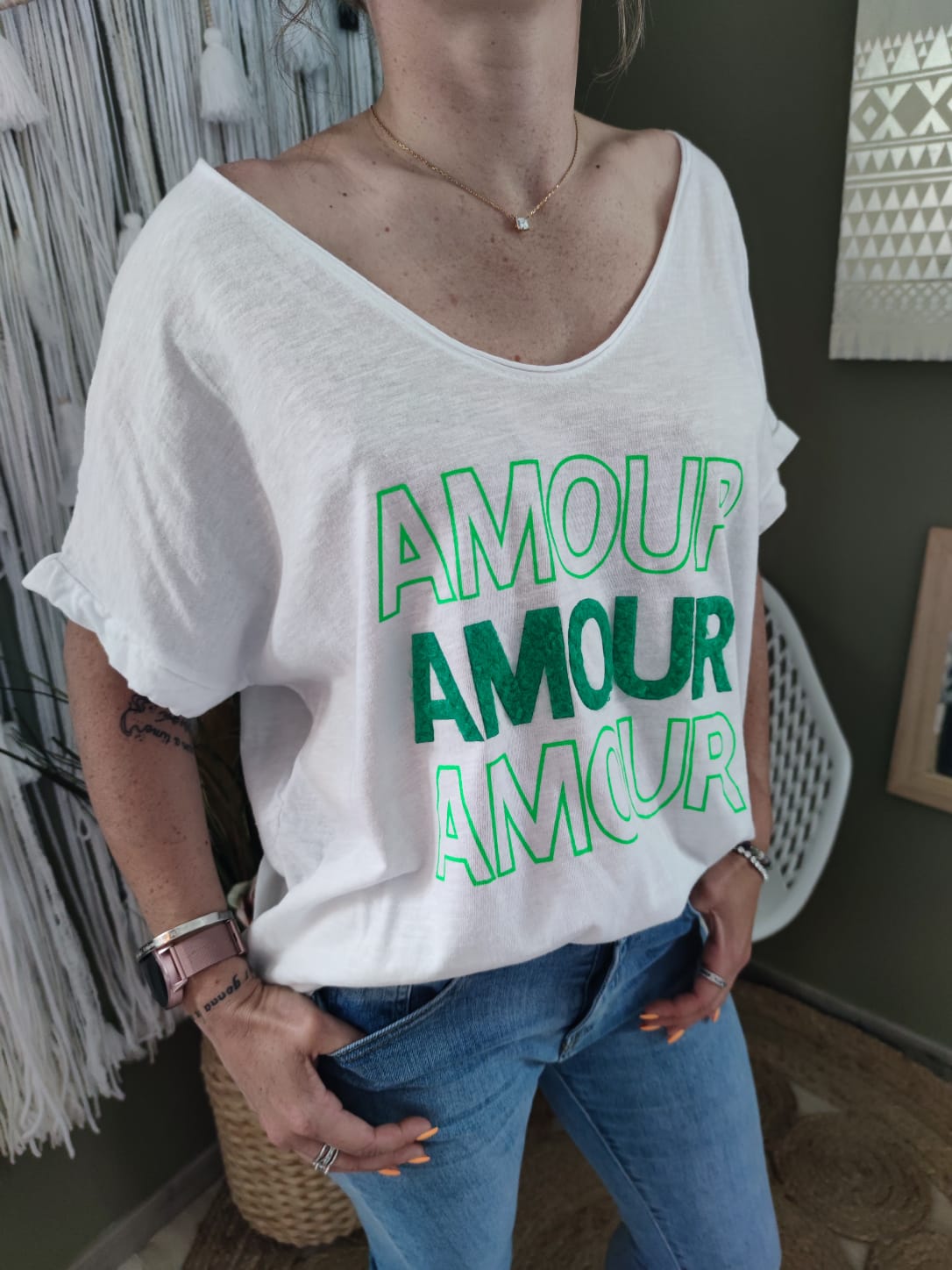  T-shirt "AMOUR" - blanc /vert fluo