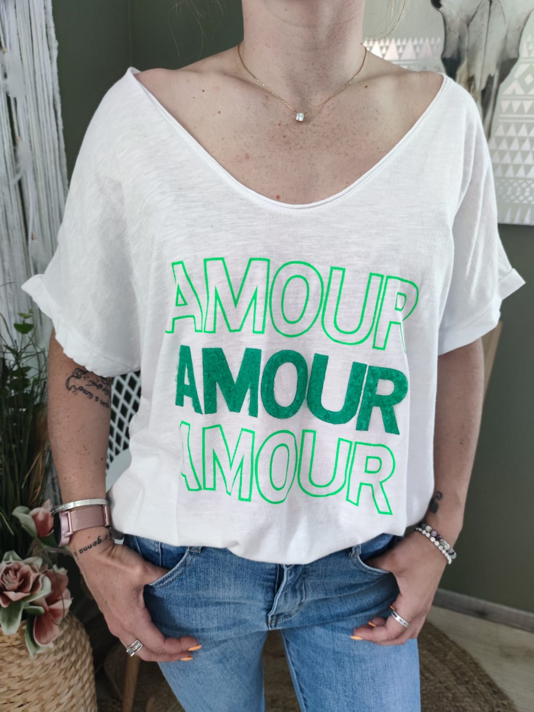  T-shirt "AMOUR" - blanc /vert fluo
